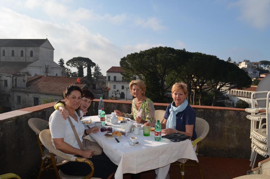 Palazzo Della Marra Acomodação com café da manhã Ravello Quarto foto